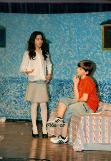 Το θεατρικό σχήμα του 10ου Δημοτικού
Σχολείου παρουσιάζει το έργο της Άλκη Ζέη:
