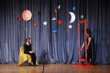 Το θεατρικό σχήμα του 1ου Δημοτικού Σχολείου παρουσιάζει το έργο της Στέλλας Μιχαηλίδου «Περπατώ στο Δάσος»