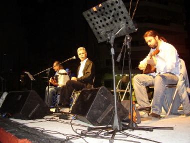 Βασίλης Σκουλάς