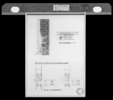 Τομή του εγκάρσιου ανατολικού τοίχου κατά τον άξονα του με επισήμανση των επεμβάσεων κατά ιστορικές περιόδους και των συνδέσεων των λίθων 23 και 22 κατά την κλασική περίοδο