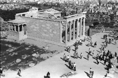 Γενική άποψη του Ερεχθείου μετά την αποπεράτωση των έργων