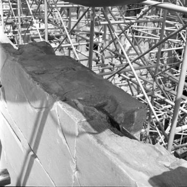 Ο λίθος 22 του νότιου τοίχου κατά την αποσυναρμολόγηση